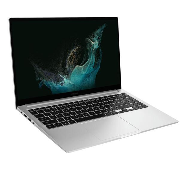 Ноутбук Samsung Galaxy Book 2 15.6" (i5-1235U, 16GB, 256GB SSD, IPS) серебристый