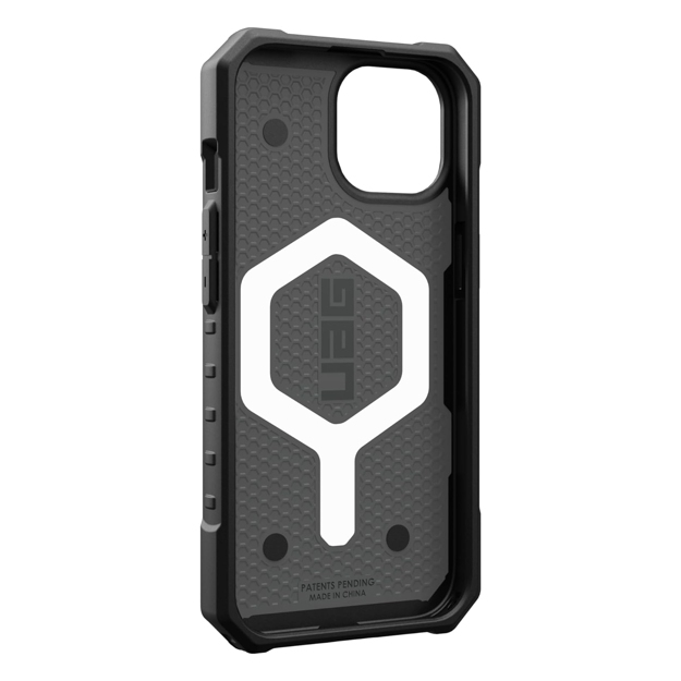 Чехол UAG Pathfinder для iPhone 15 Silver