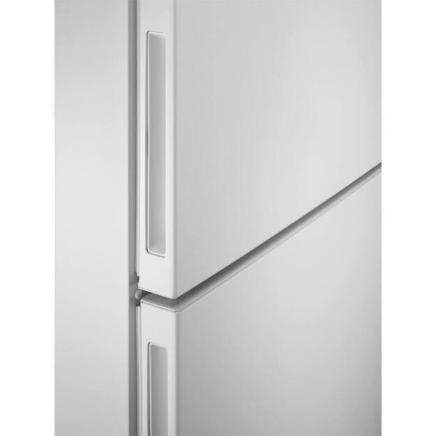 Холодильник Electrolux LNT5ME36W