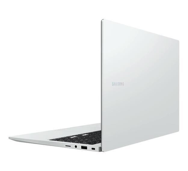 Ноутбук Samsung Galaxy Book 4 15.6" (i7 150U, 16GB, 512GB SSD, IPS) серебристый