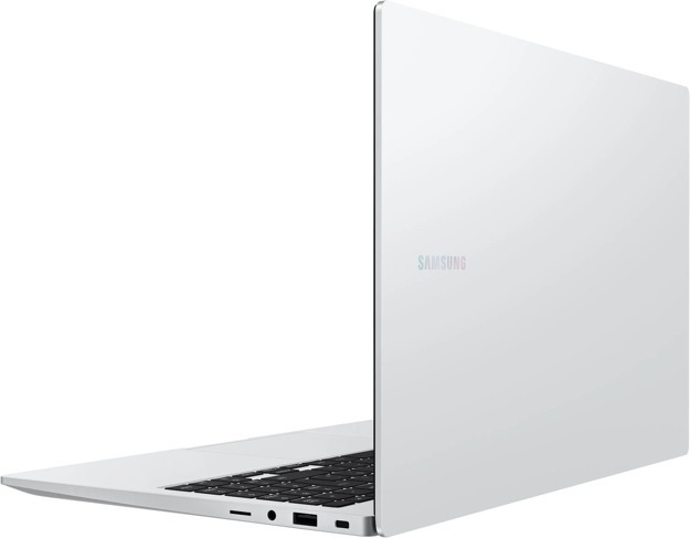 Ноутбук Samsung Galaxy Book 4 15.6" (i7 150U, 16GB, 512GB SSD, IPS) серебристый