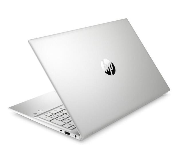 Ноутбук HP Pavilion 15 15.6" (i3-1315U, 8GB, 512GB SSD, IPS) серебристый